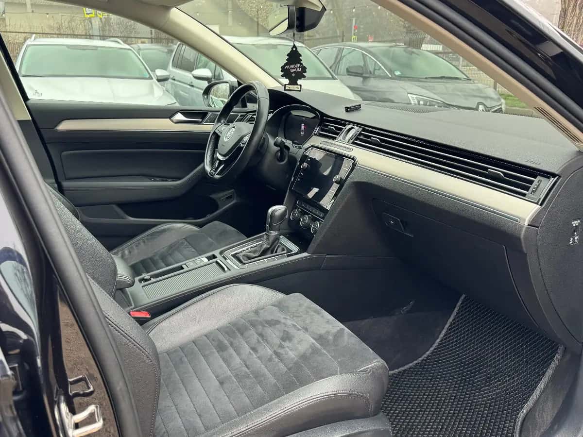 Volkswagen Passat - фото 10