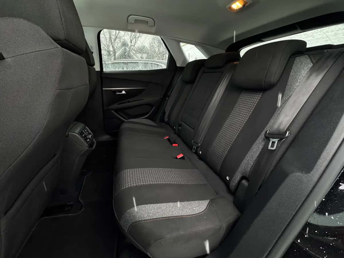 Peugeot 3008 - fotografia 10
