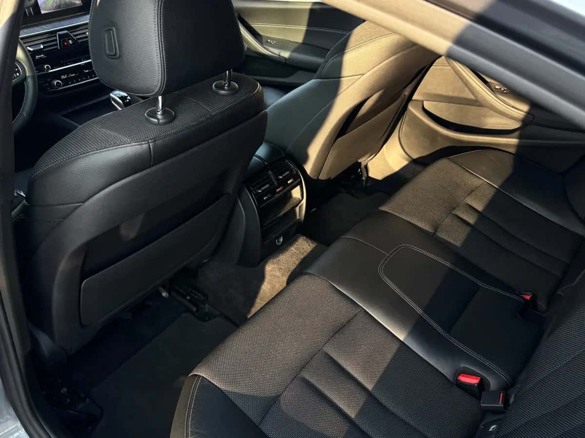 Bmw 5 Series - фото 8