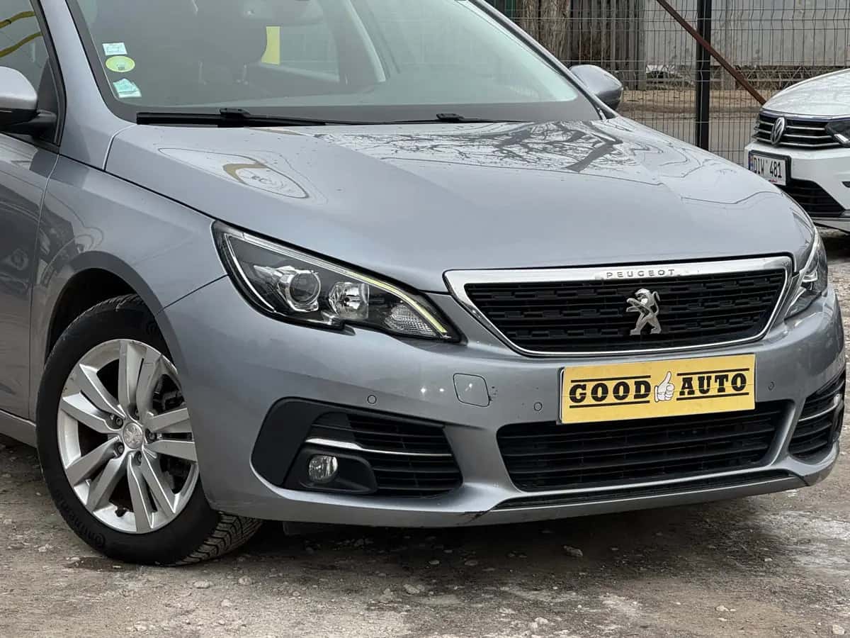 Peugeot 308 - фото 2