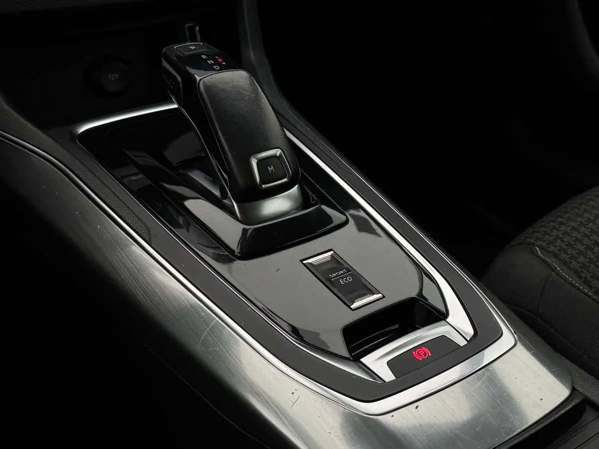 Peugeot 308 - фото 13