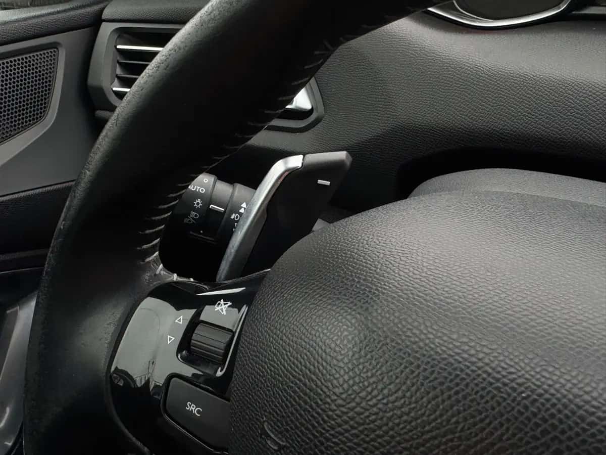 Peugeot 308 - фото 17
