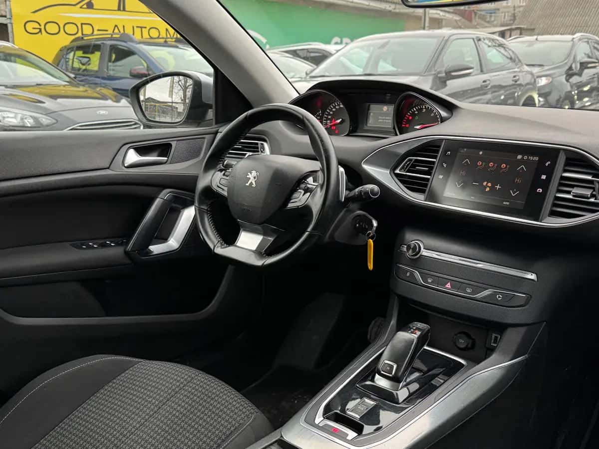 Peugeot 308 - фото 18