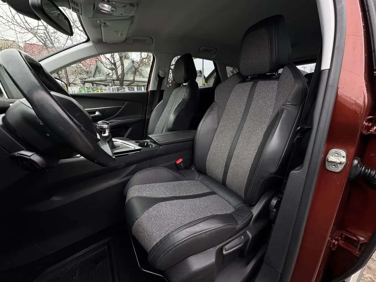 Peugeot 3008 - fotografia 12