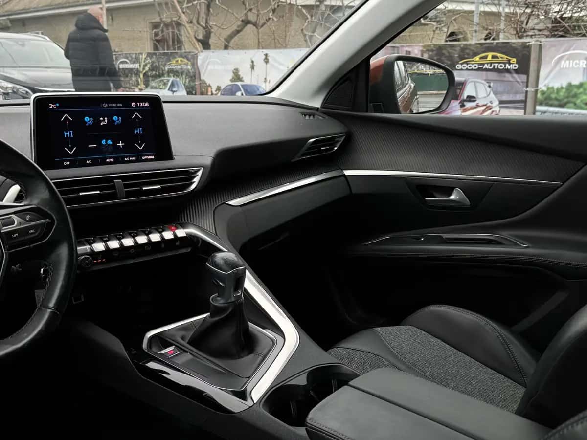 Peugeot 3008 - fotografia 14