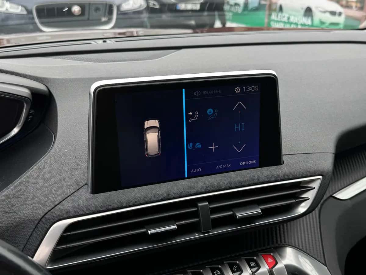 Peugeot 3008 - fotografia 17