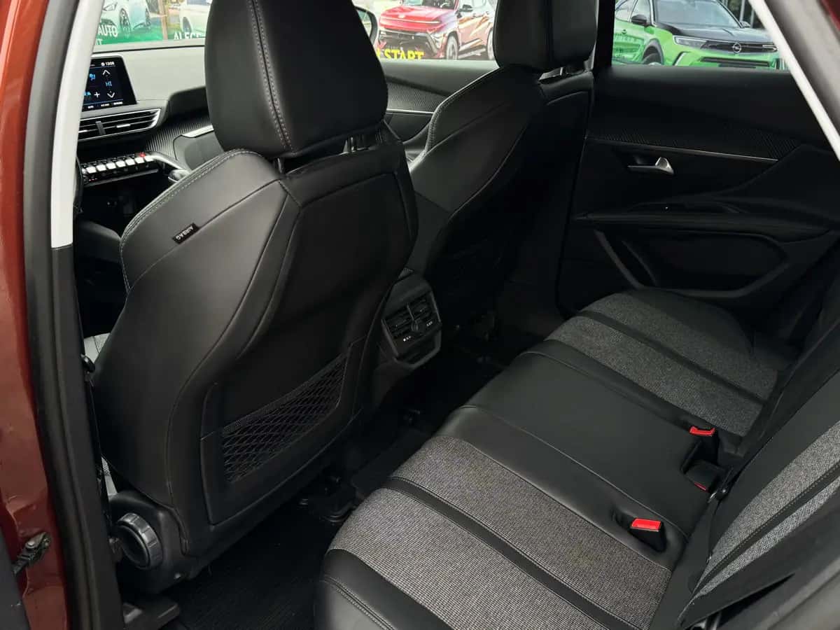 Peugeot 3008 - fotografia 10