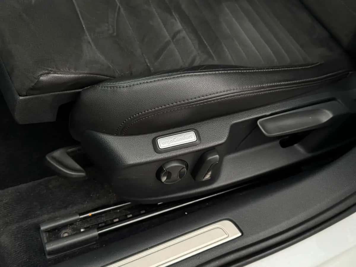 Volkswagen Passat - фото 12