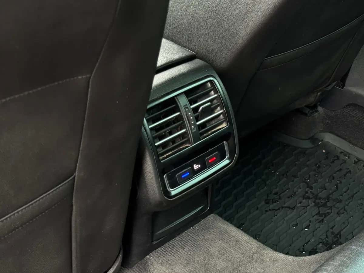 Volkswagen Passat - фото 10