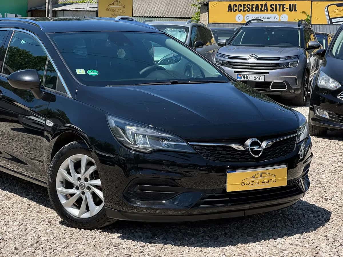 Opel Astra - fotografia 2