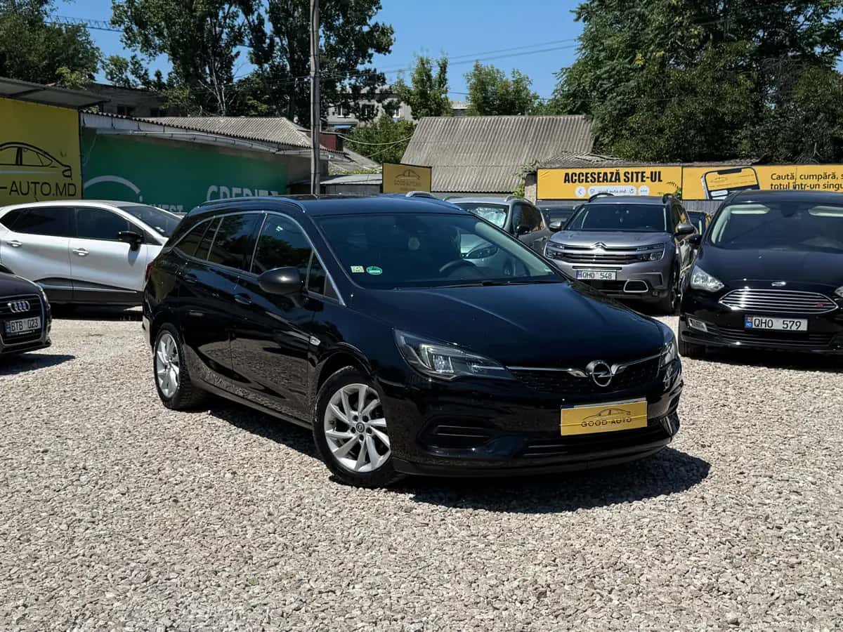 Opel Astra - fotografia 1