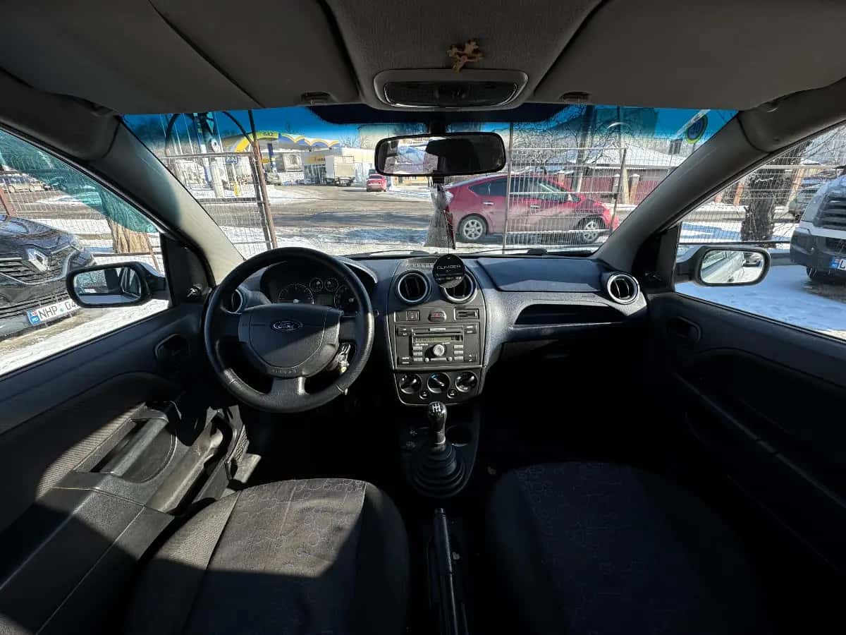 Ford Fiesta - фото 12