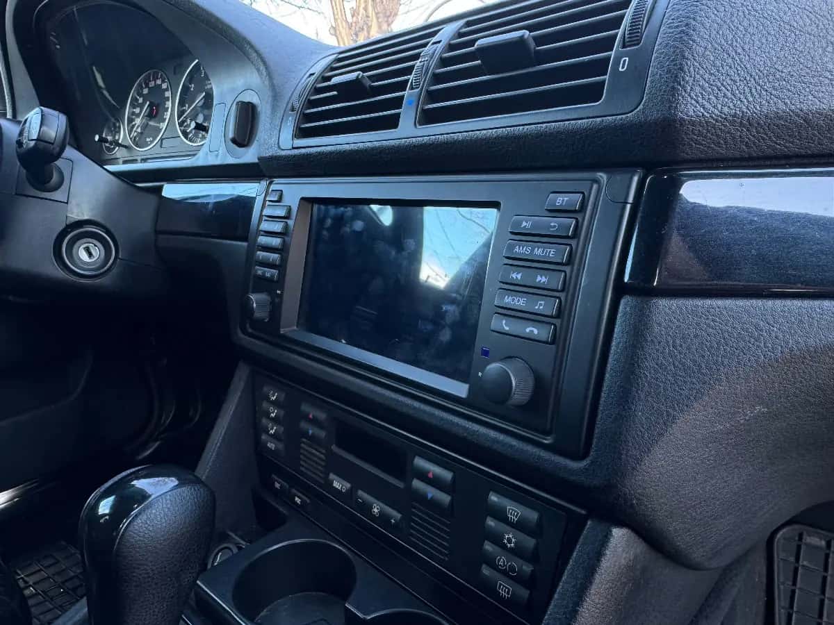 Bmw 5 Series - фото 14