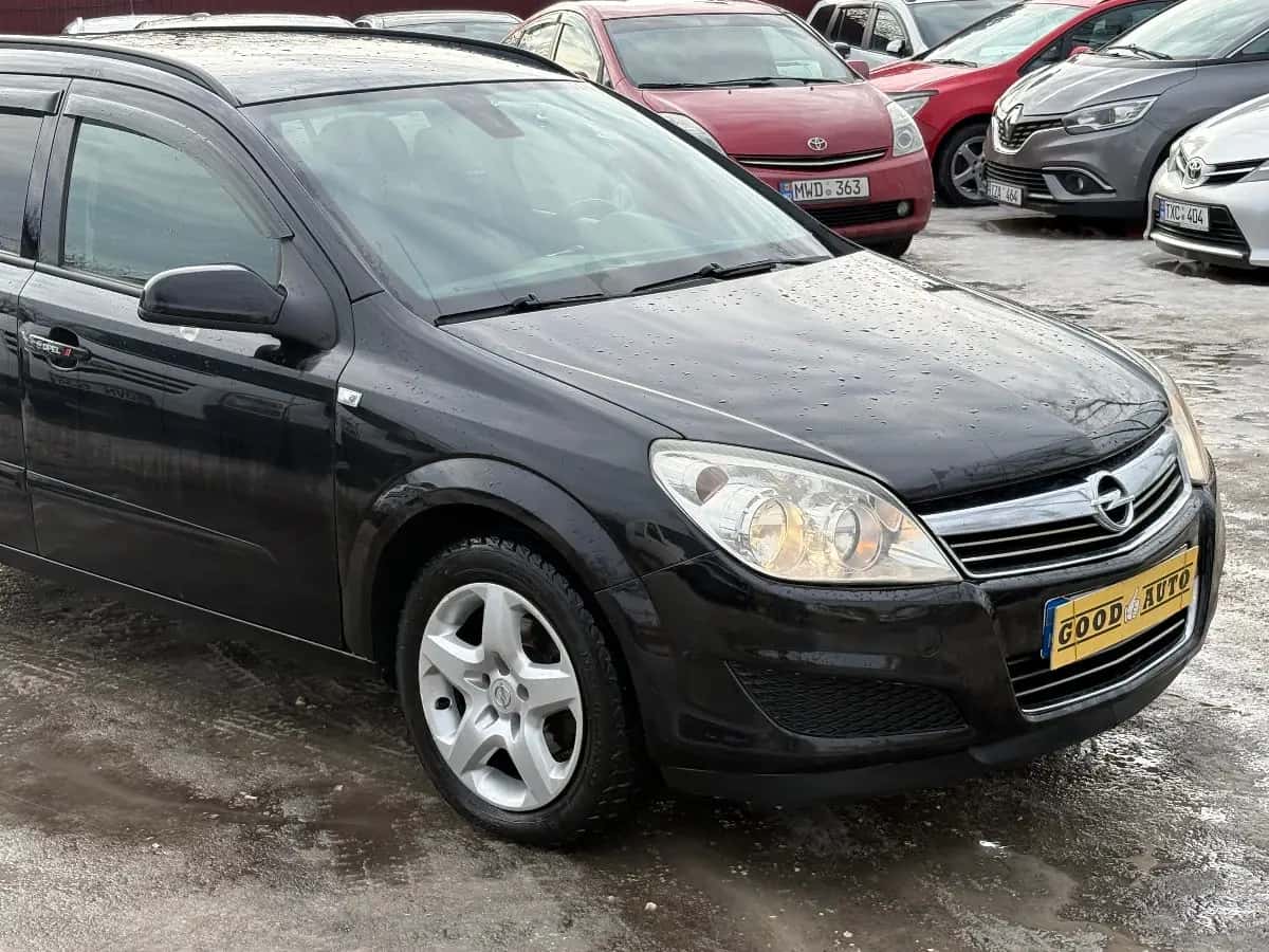 Opel Astra - фото 2