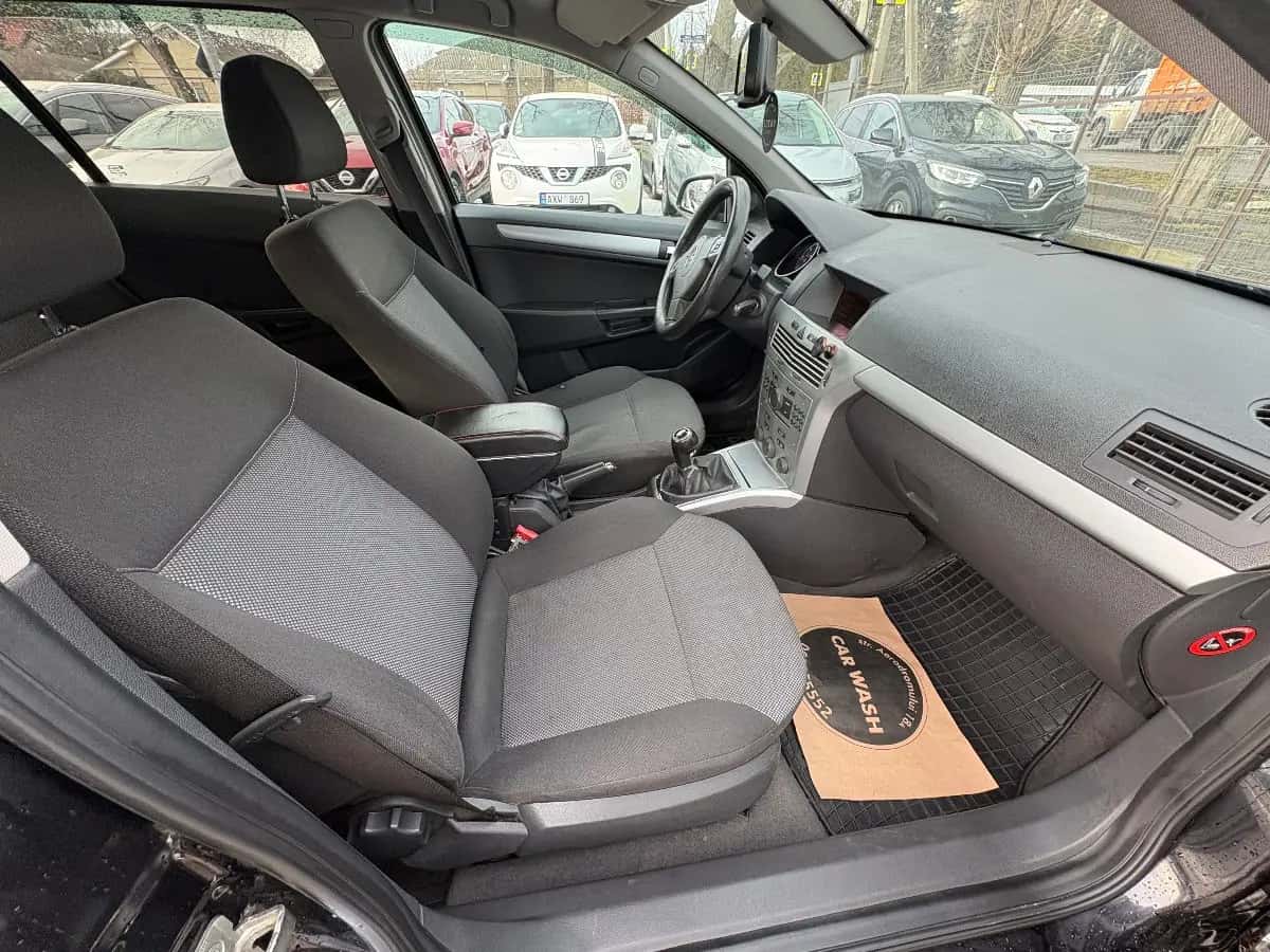 Opel Astra - фото 9