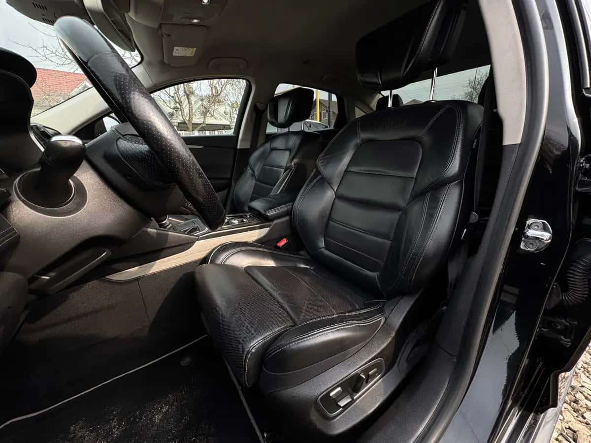 Renault Talisman - fotografia 12