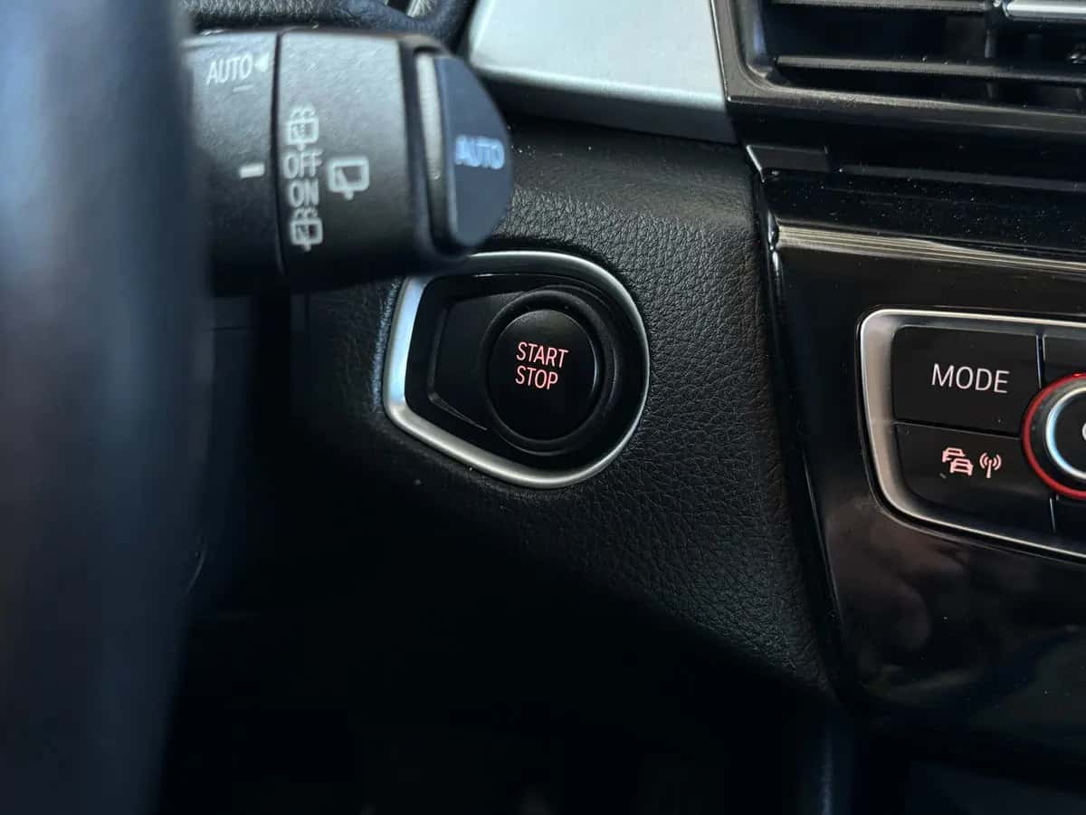 Bmw 2 Series - fotografia 14