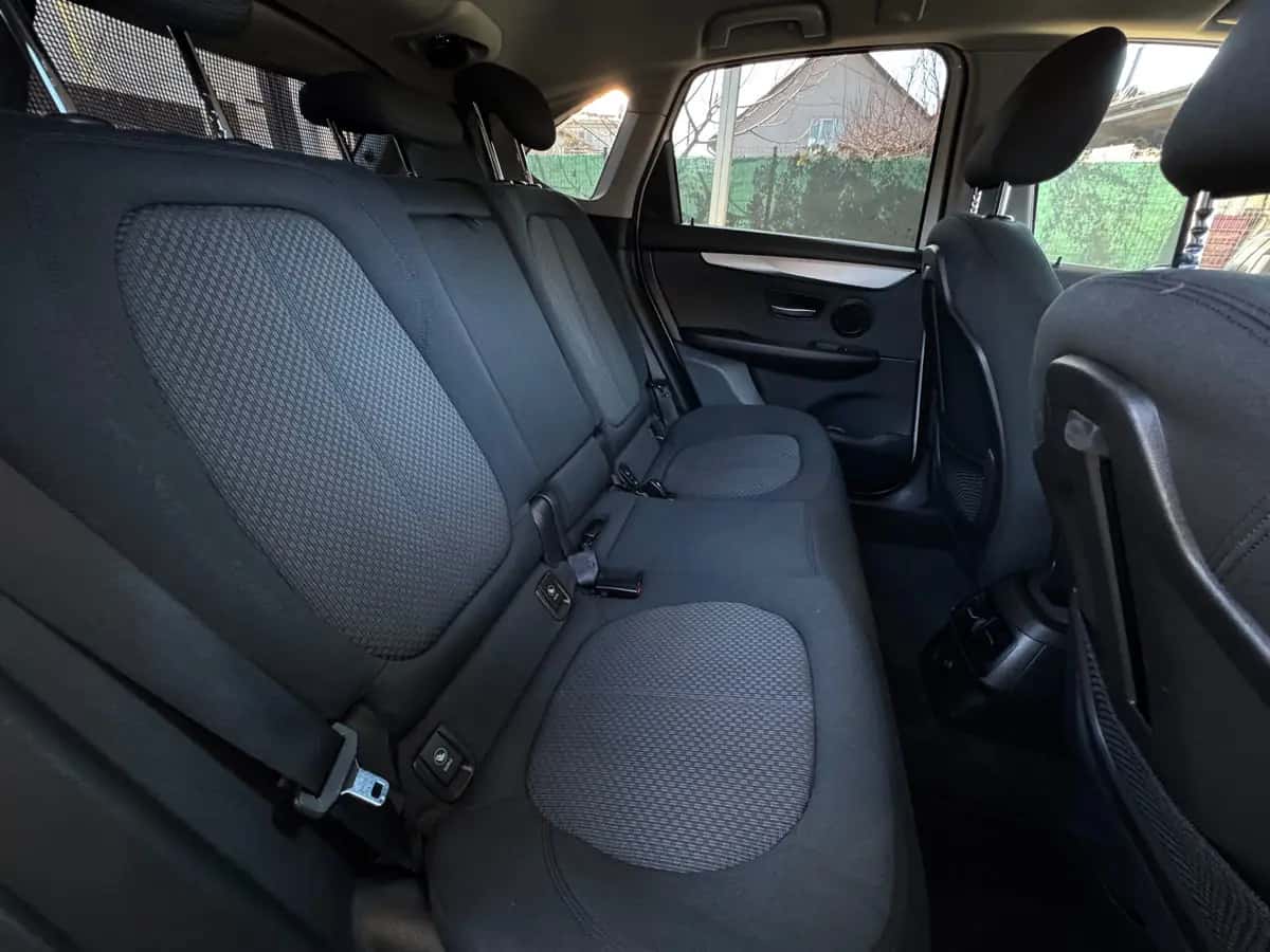Bmw 2 Series - fotografia 8