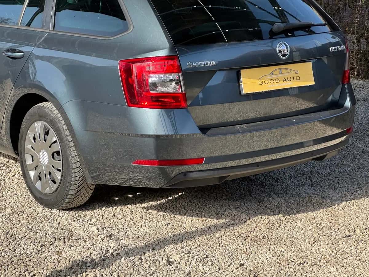Skoda Octavia - фото 6