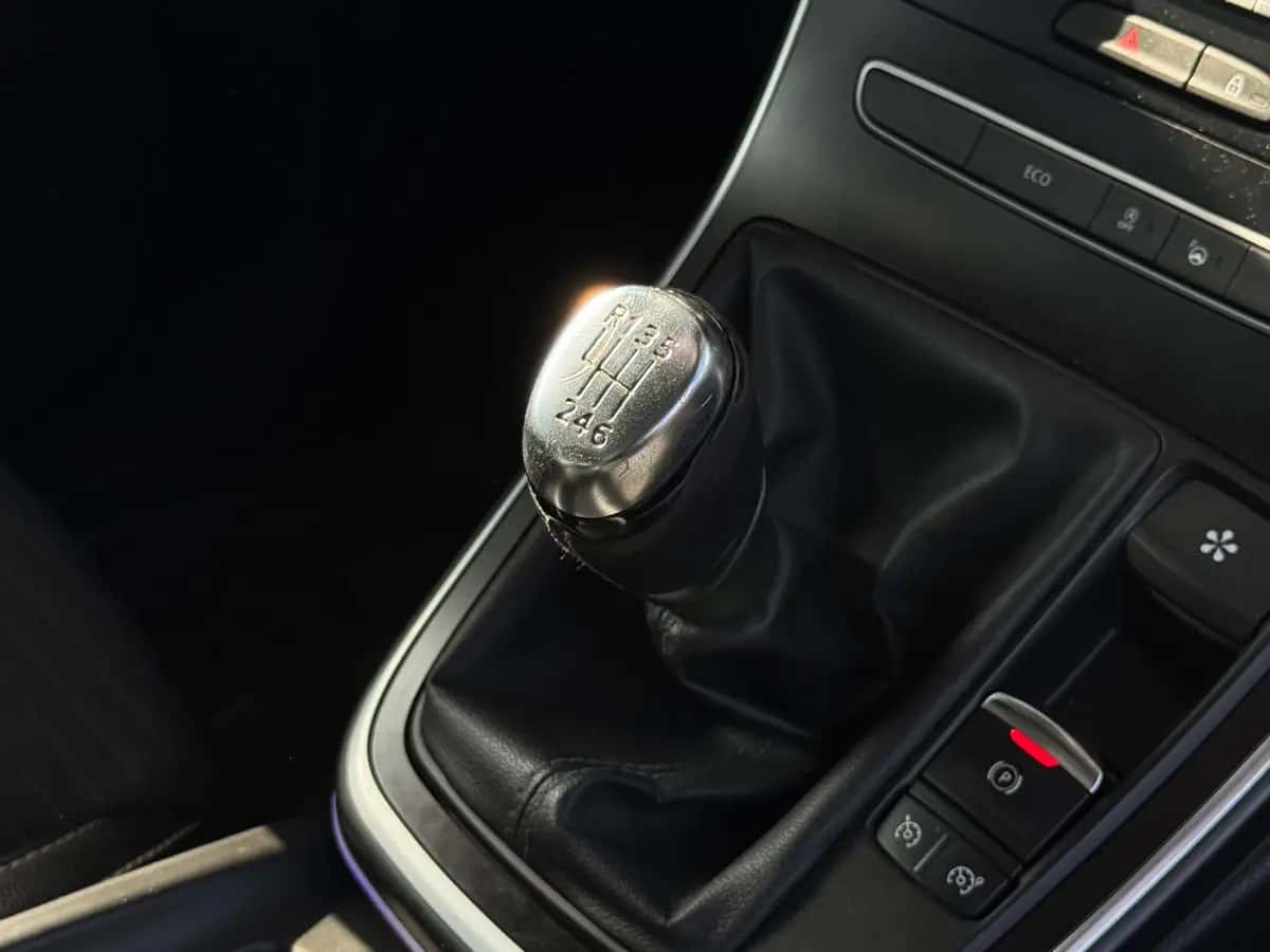 Renault Scenic - fotografia 14