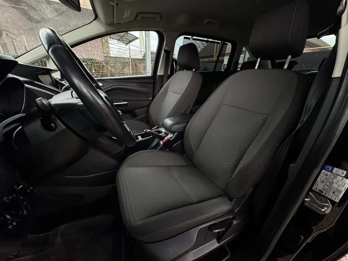 Ford Grand C-MAX - fotografia 11