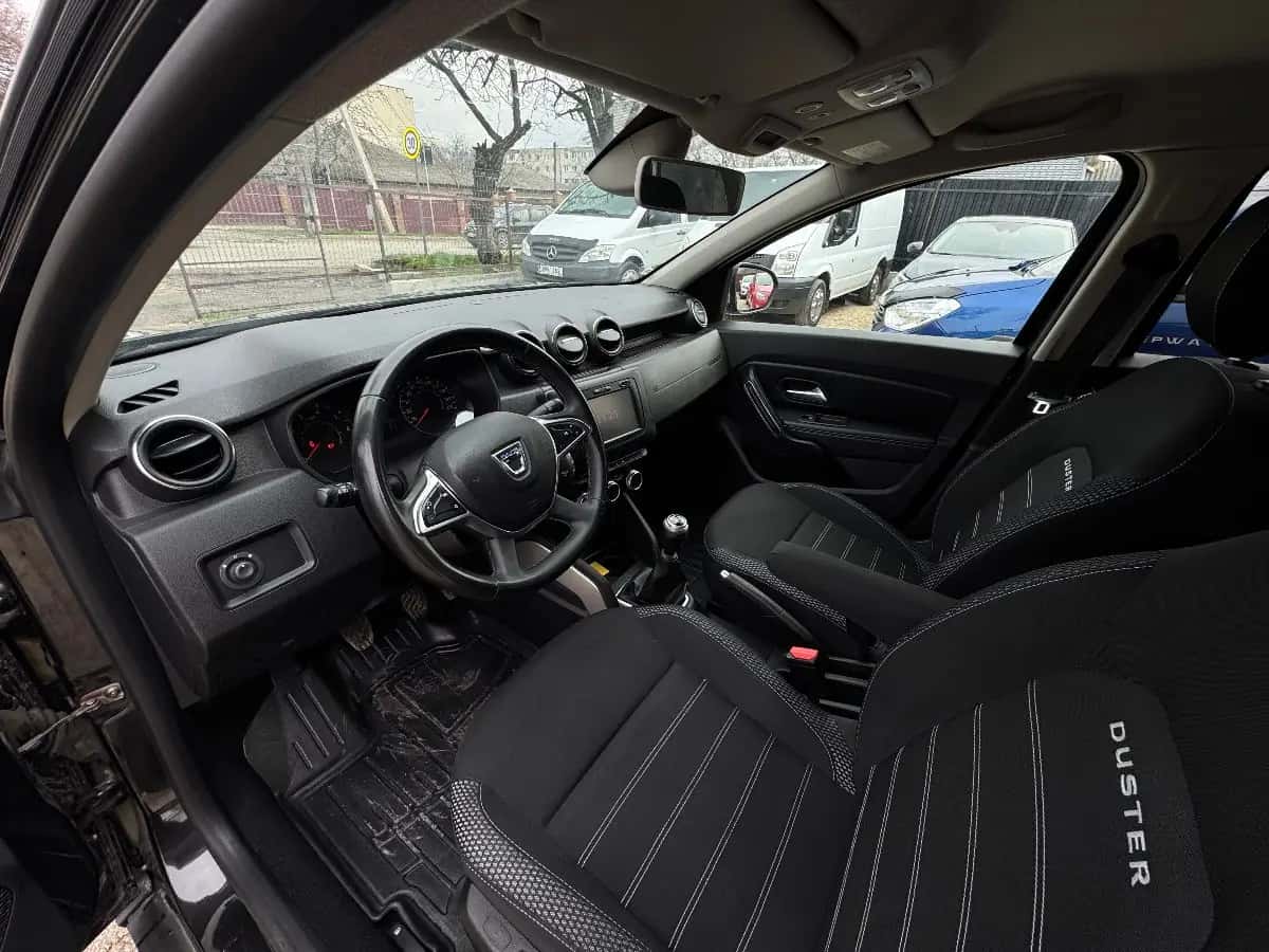 Dacia Duster - fotografia 11