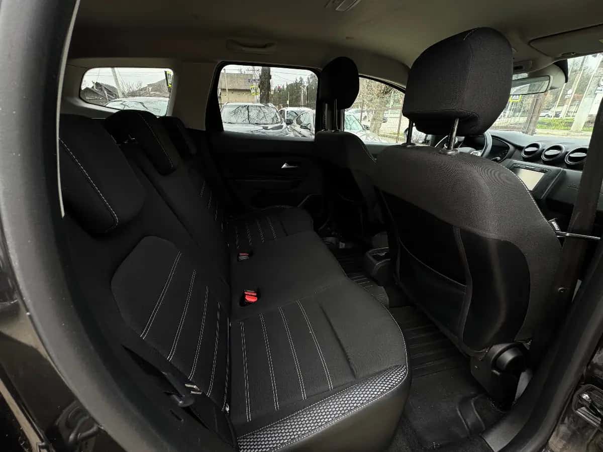 Dacia Duster - fotografia 9