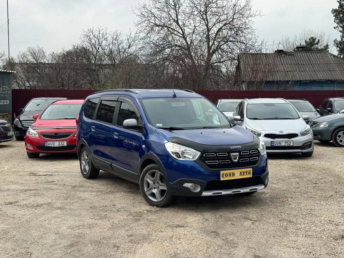 Dacia Lodgy - fotografia 1