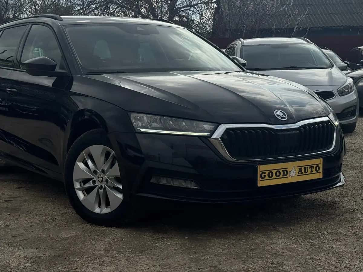 Skoda Octavia - фото 2
