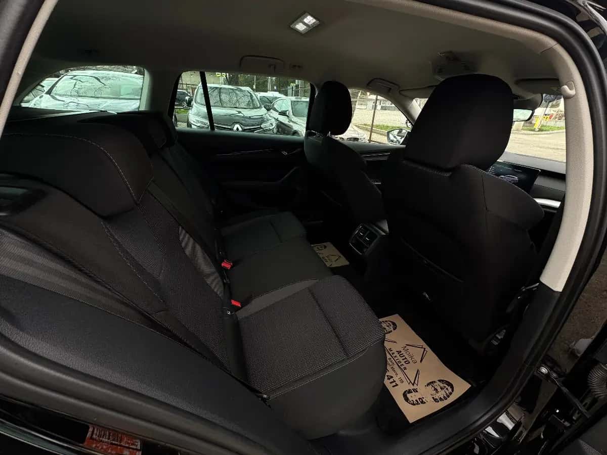 Skoda Octavia - фото 13