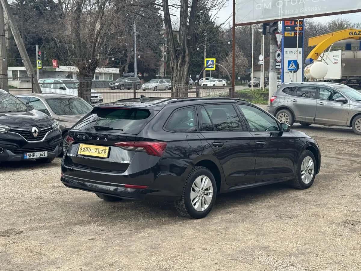 Skoda Octavia - фото 7