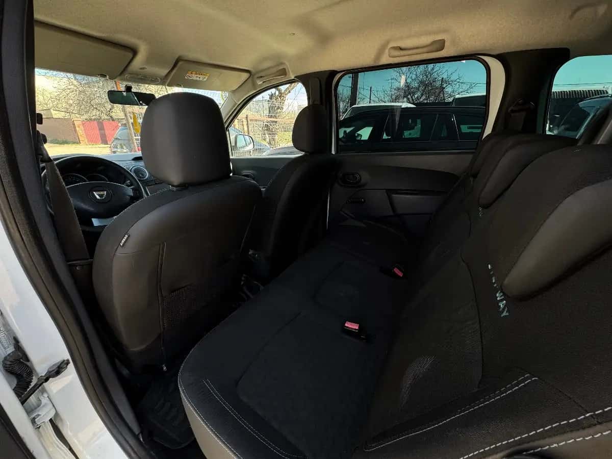 Dacia Lodgy - фото 12