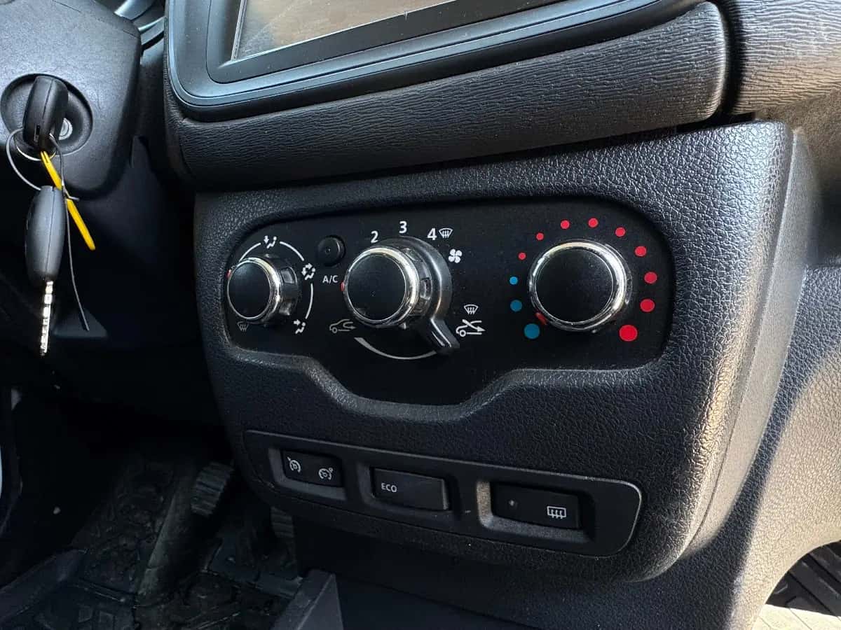 Dacia Lodgy - фото 14