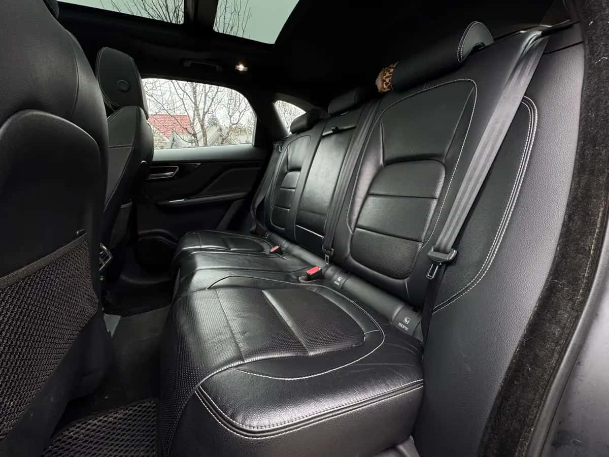 Jaguar F-PACE - fotografia 10