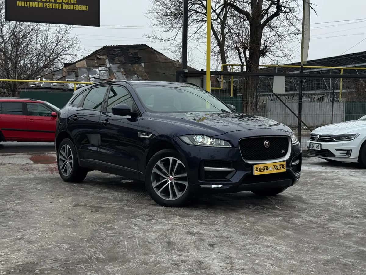 Jaguar F-PACE - fotografia 1