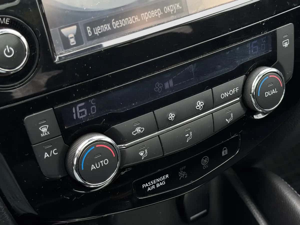 Nissan Qashqai - фото 16