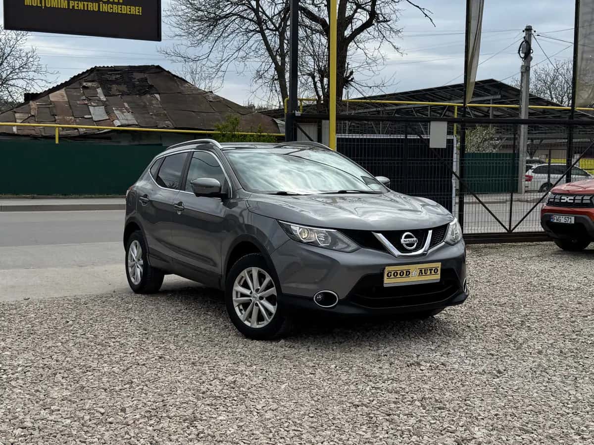 Nissan Qashqai - фото 1