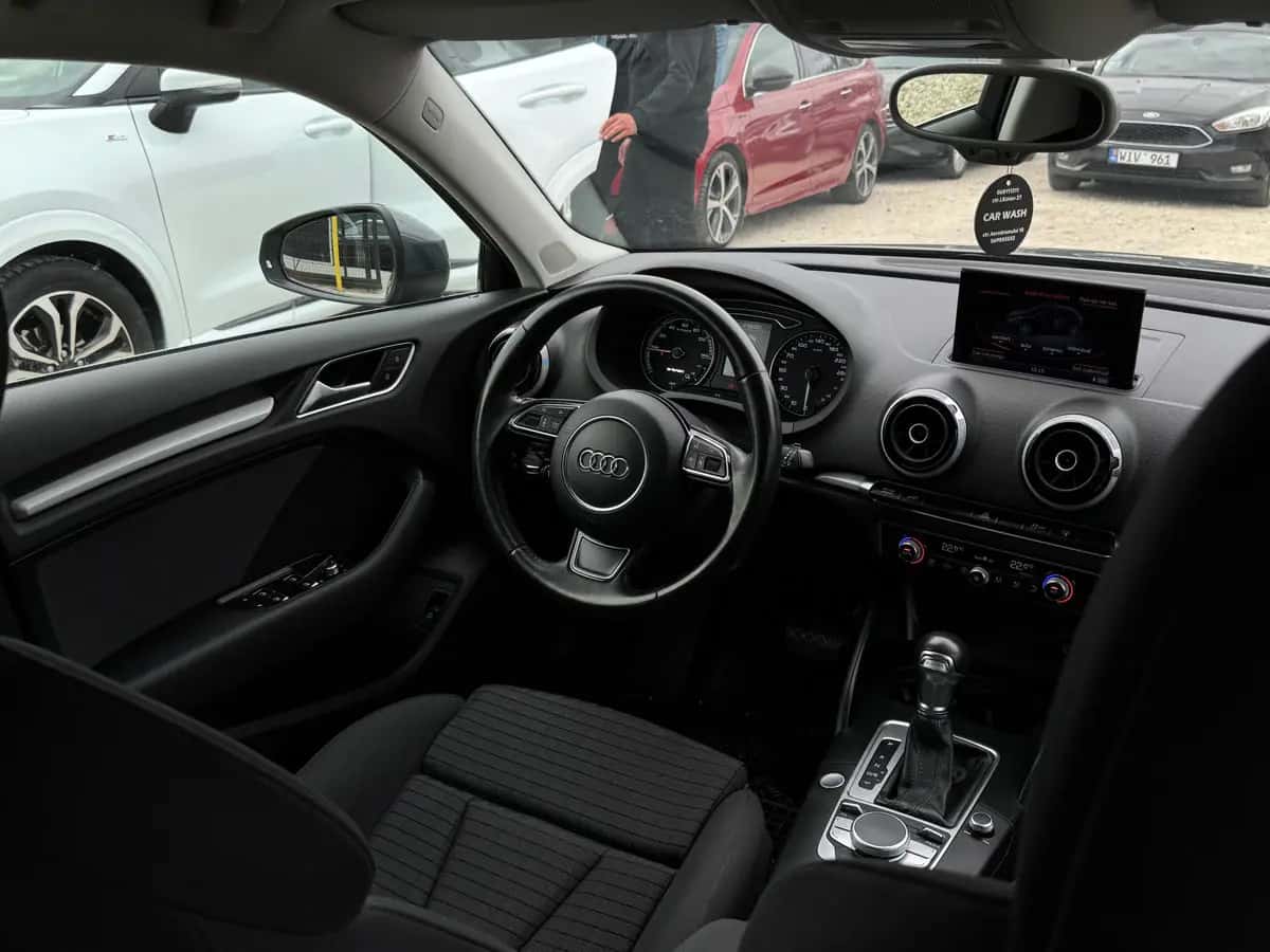 Audi A3 e-tron - фото 17
