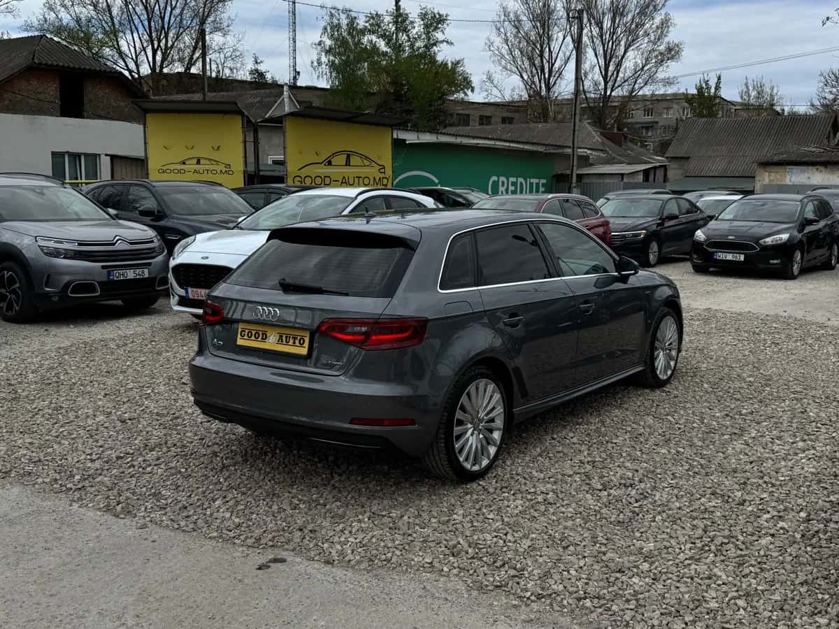 Audi A3 e-tron - фото 5