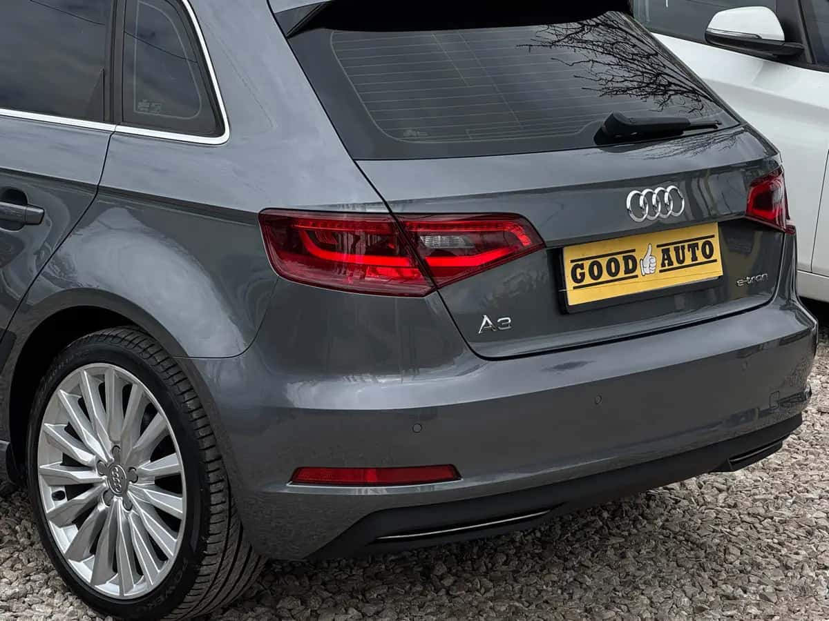 Audi A3 e-tron - фото 7