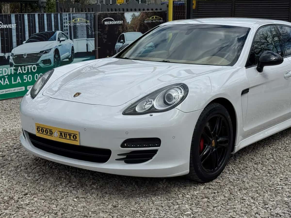 Porsche Panamera - fotografia 5