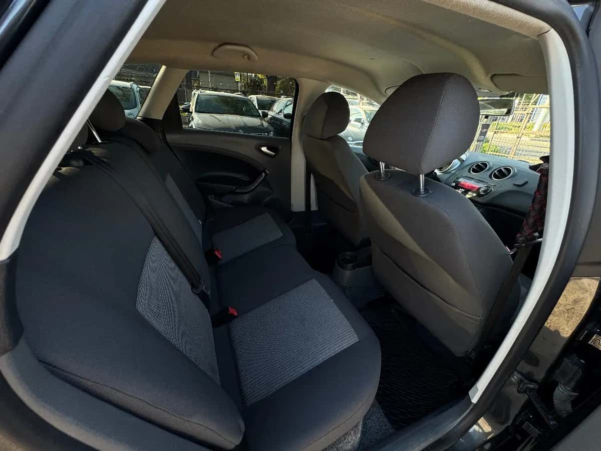 Seat Ibiza - фото 9
