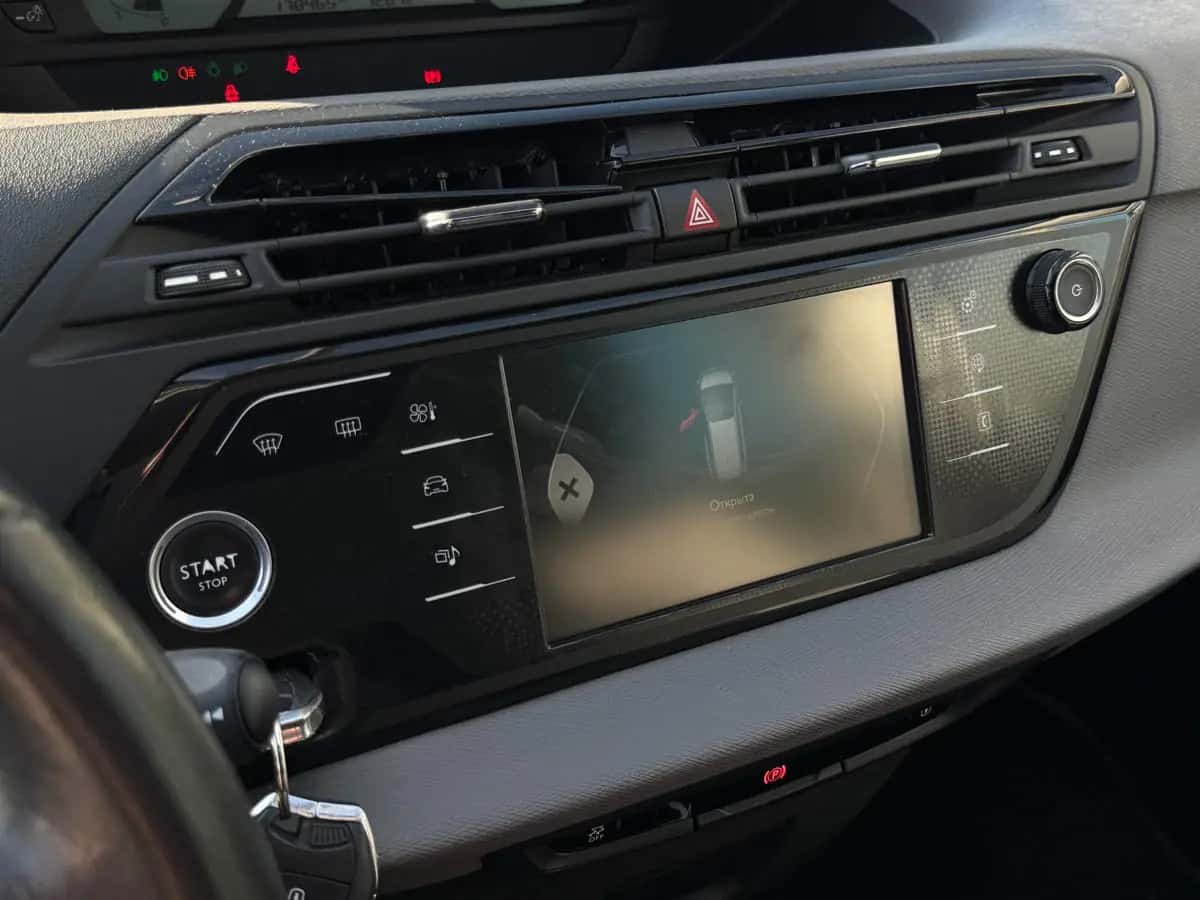 Citroen C4 SpaceTourer - фото 12