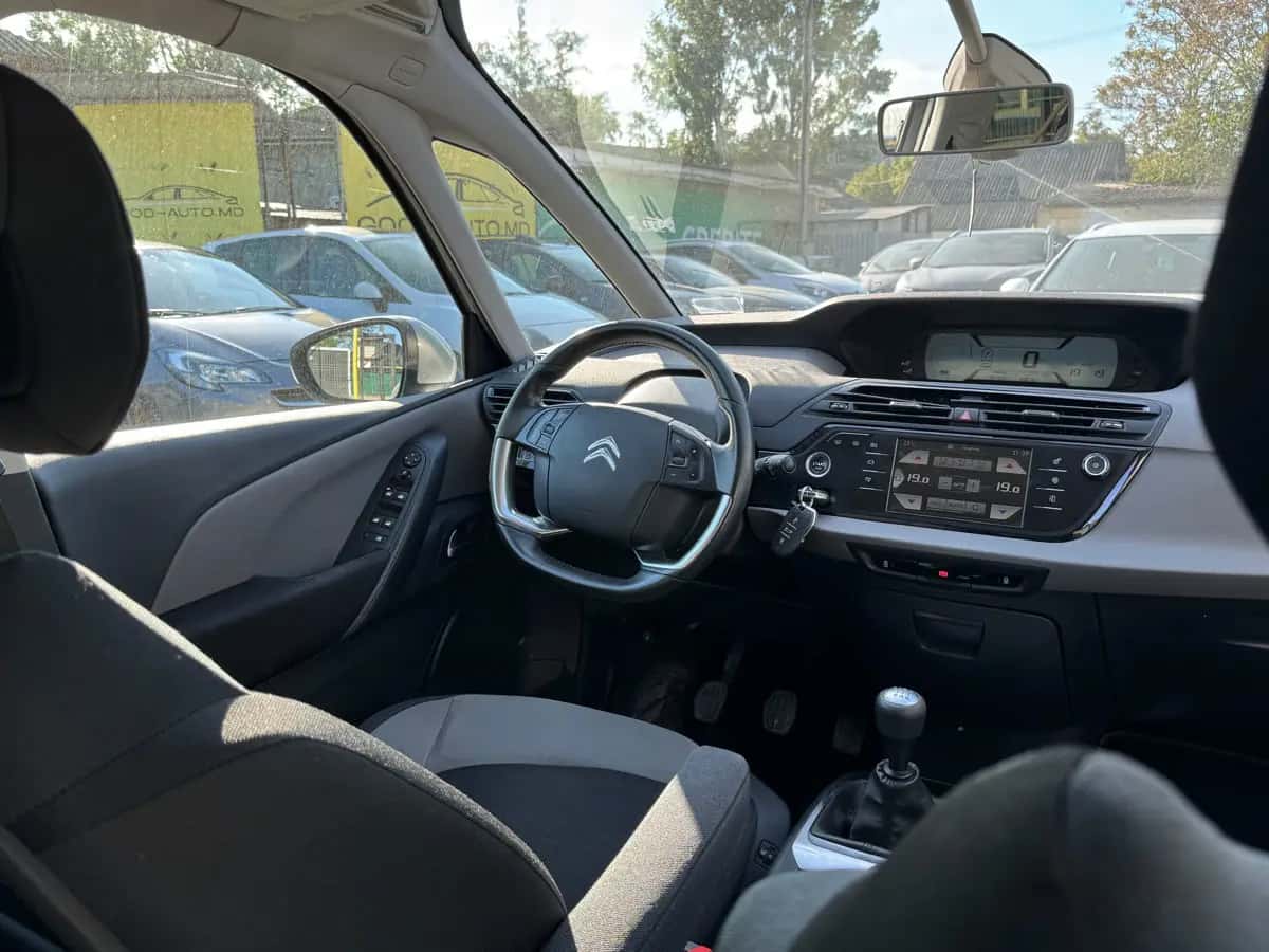 Citroen C4 SpaceTourer - фото 16