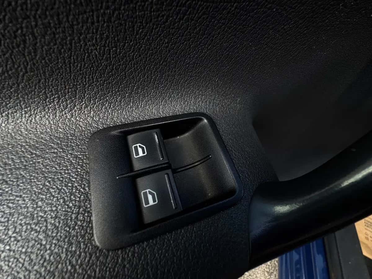 Volkswagen Caddy - фото 14