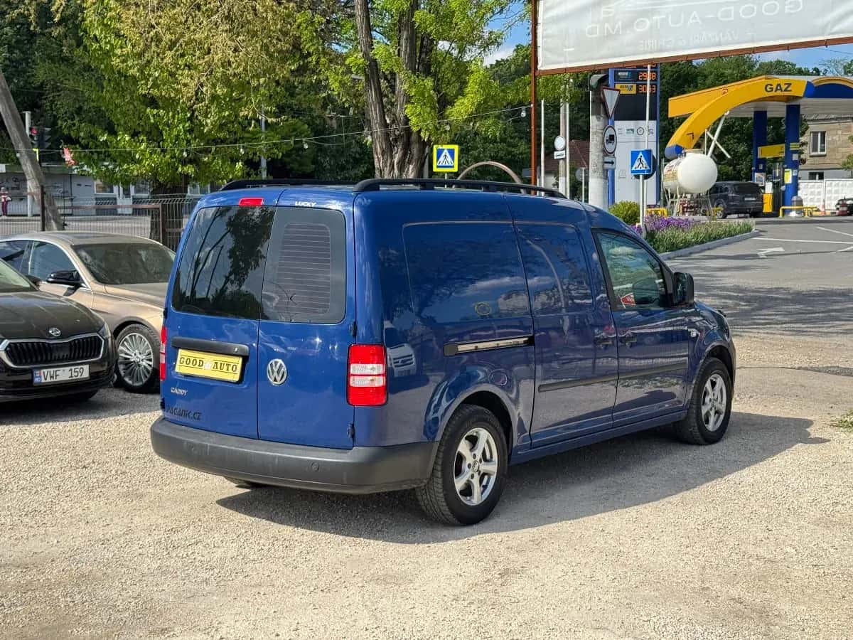 Volkswagen Caddy - фото 7