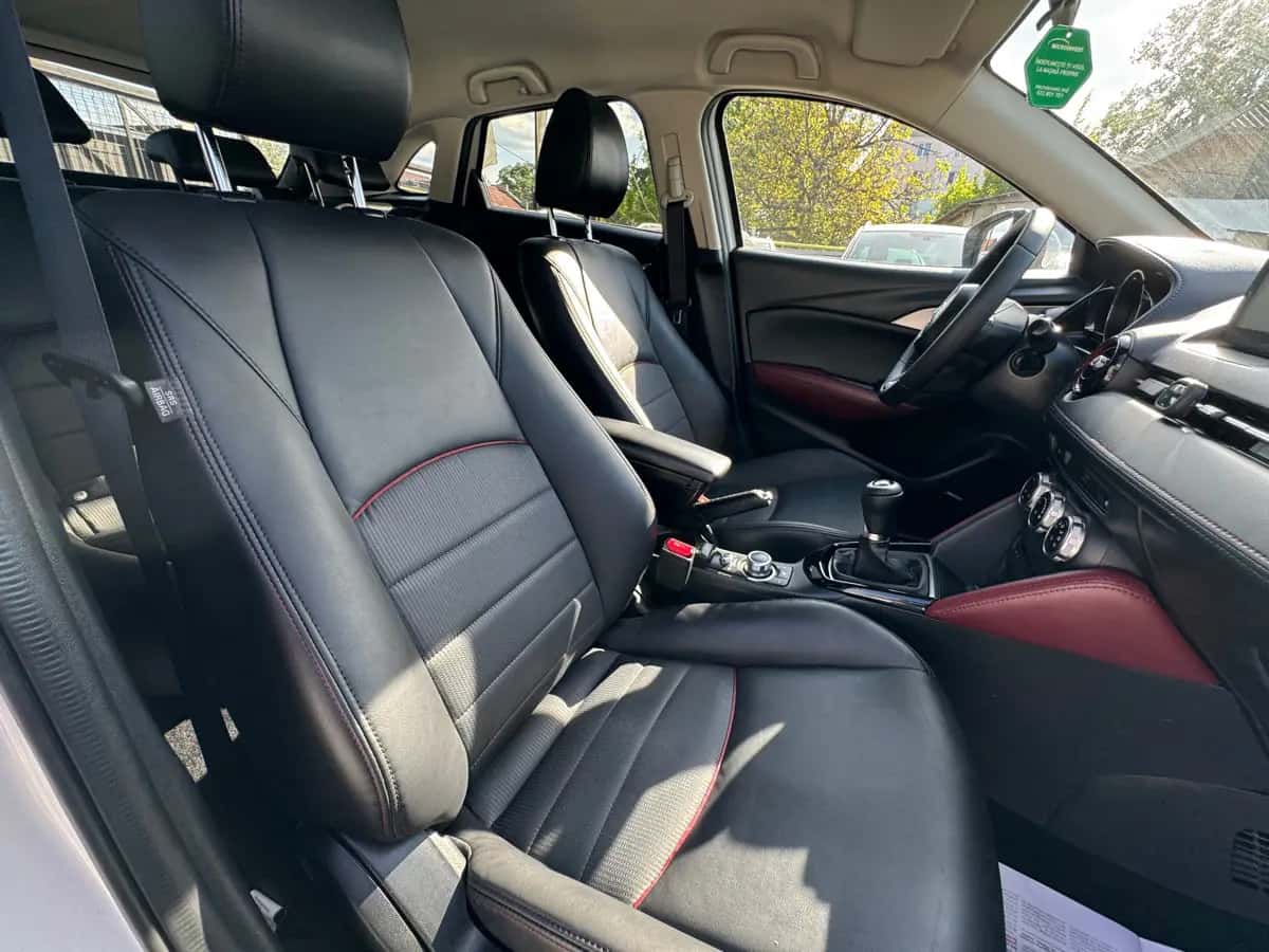 Mazda CX-3 - fotografia 9