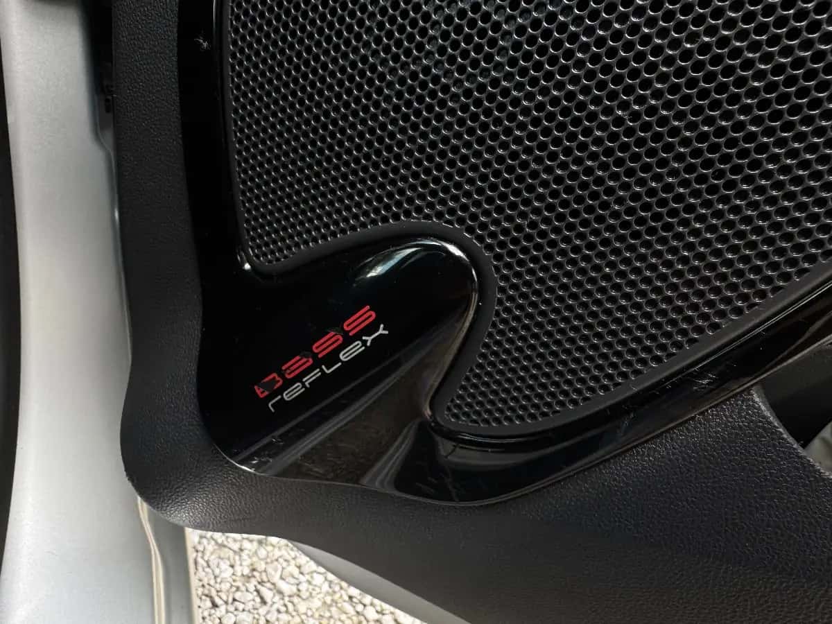 Renault Clio - фото 11