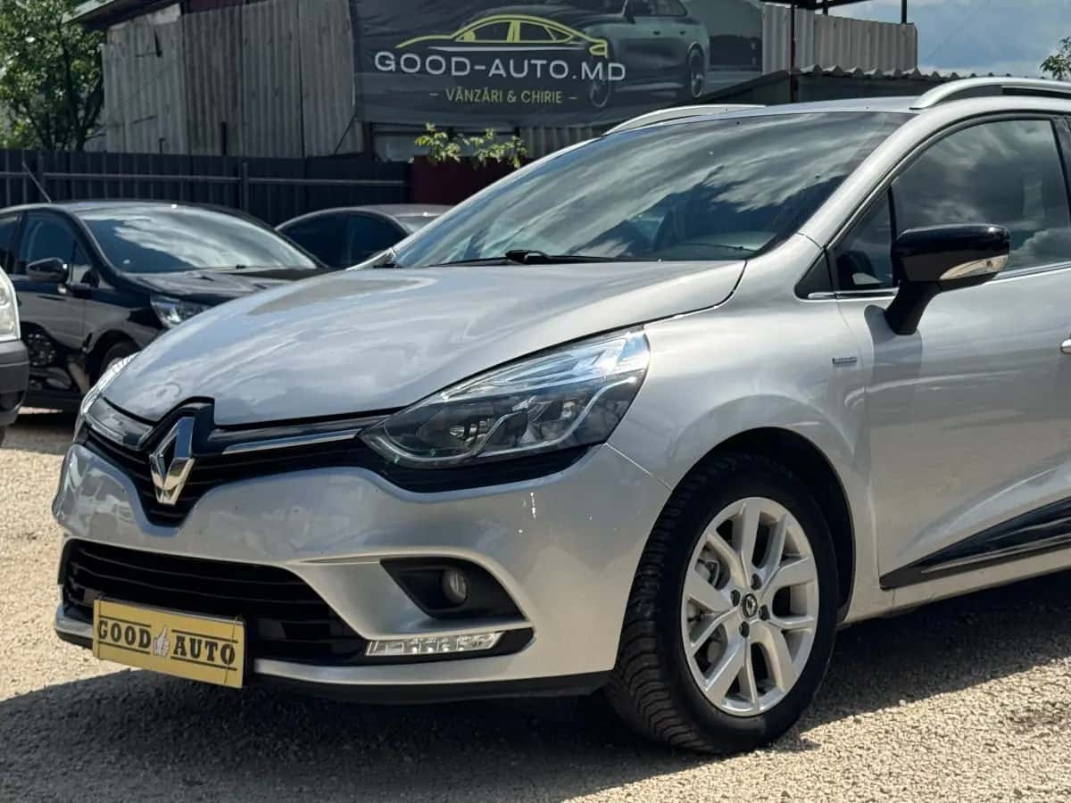 Renault Clio - фото 4