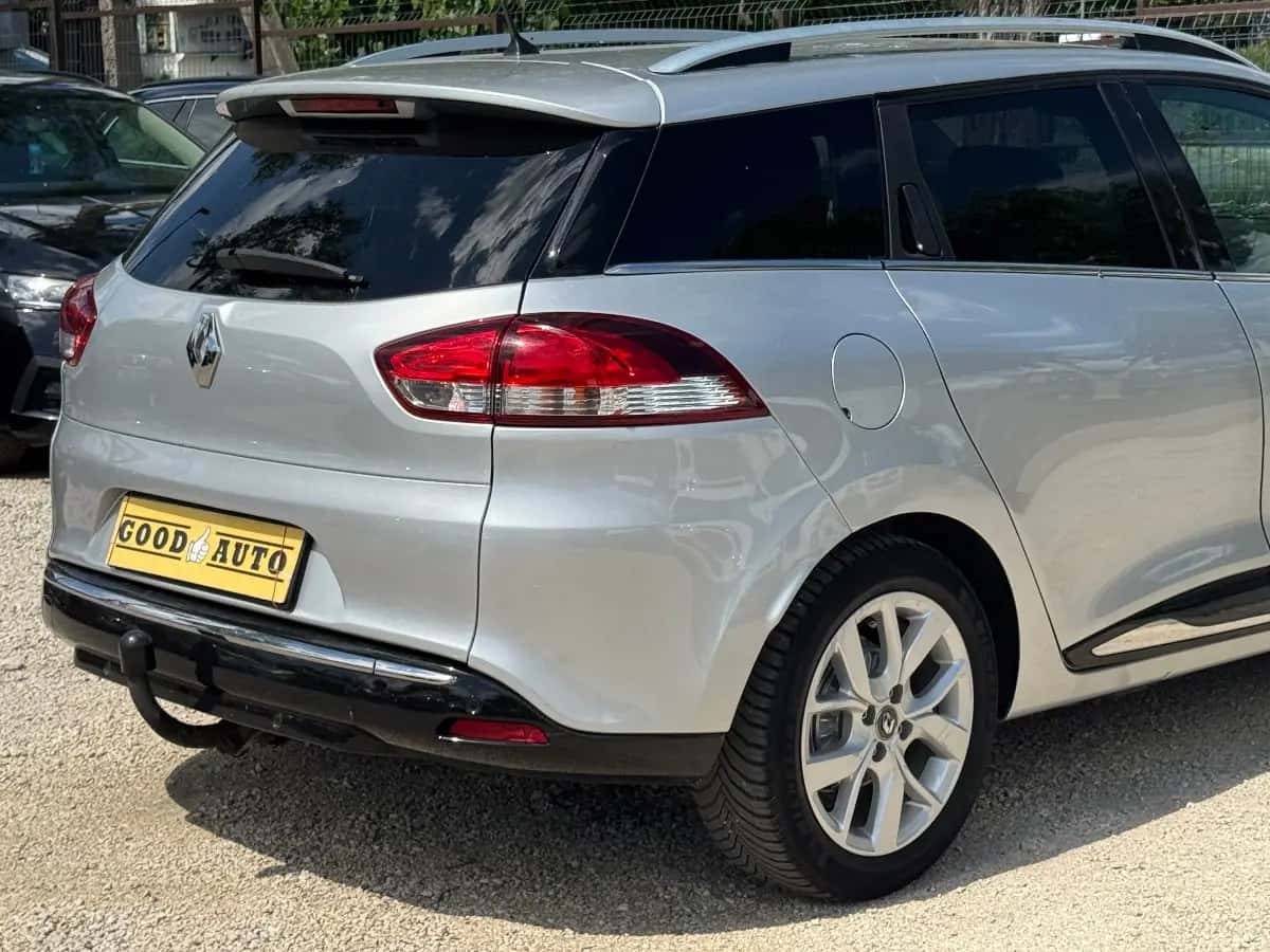 Renault Clio - фото 8